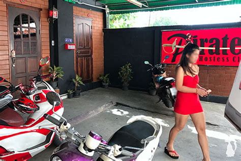 Complete Guide to Blow Job Bars in Pattaya 